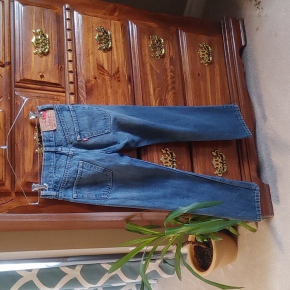 2/$30 BOYS LEVIS RED TAB STRAIGHT LEG JEANS - Picture 3 of 6